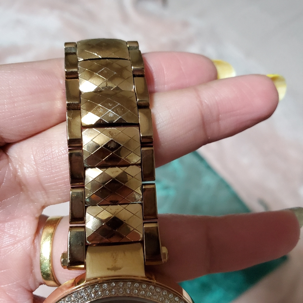 Watch - Picture 6 of 6